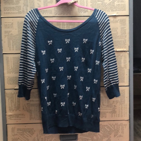 Lauren Conrad Bow Sweater - Picture 2 of 5